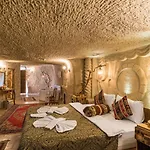 Cappadocia Ennar Cave Swimming Pool Hot & ネヴシェヒル