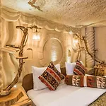 ホテル Cappadocia Ennar Cave Swimming Pool Hot &