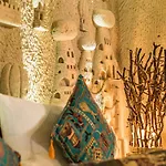 ホテル Cappadocia Ennar Cave Swimming Pool Hot &