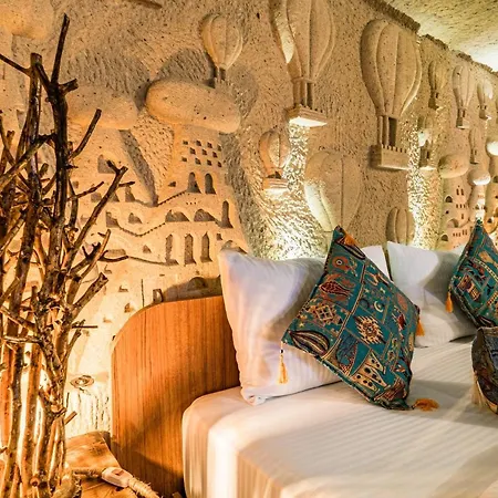 Cappadocia Ennar Cave Swimming Pool Hot & מלון נבשהיר