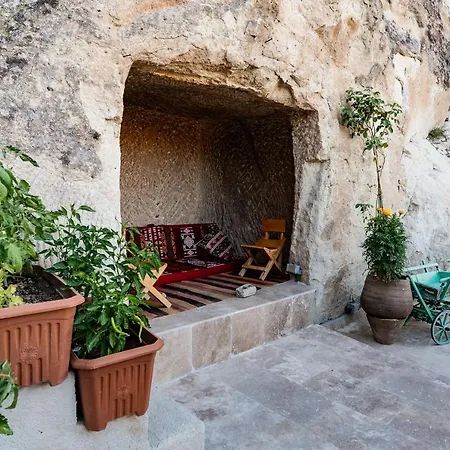 מלון Cappadocia Ennar Cave Swimming Pool Hot & 3*