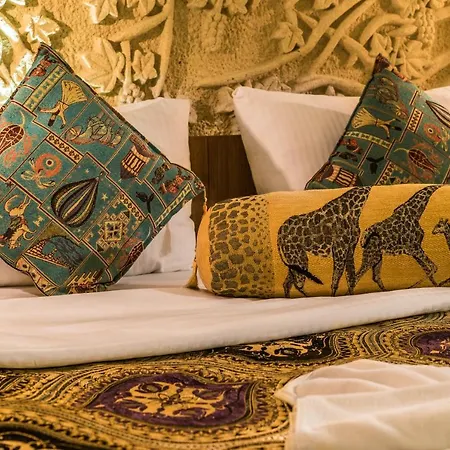 מלון Cappadocia Ennar Cave Swimming Pool Hot &