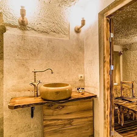 מלון Cappadocia Ennar Cave Swimming Pool Hot &