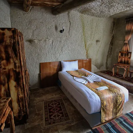 Cappadocia Ennar Cave Swimming Pool Hot & מלון 3*