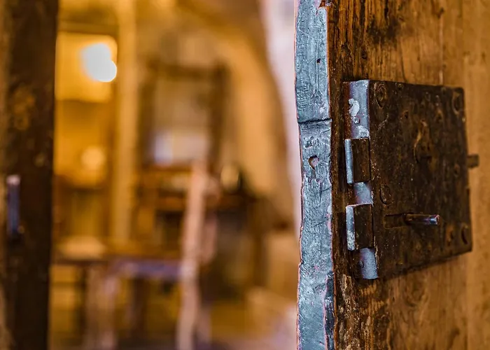 ホテル Cappadocia Ennar Cave Swimming Pool Hot & ネヴシェヒル